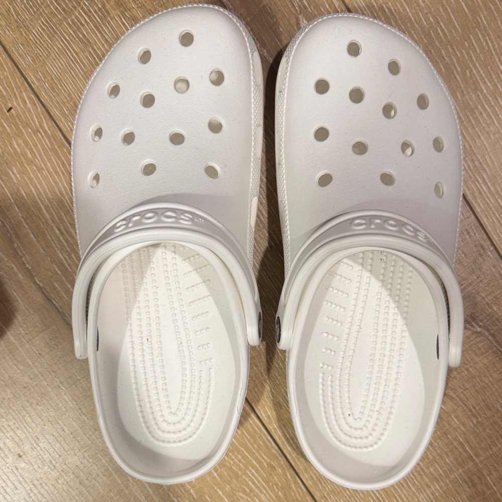 CROCS Women's White Comfort Clogs